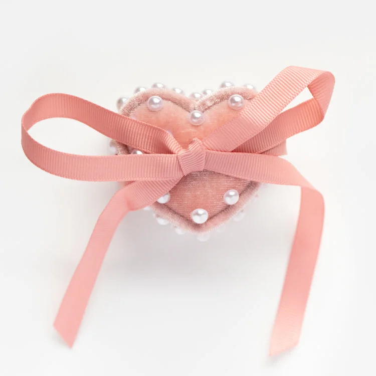 Affordable Glamour – Premium Jewelry For Less Heart Shaped Velvet Pearl Ring Box