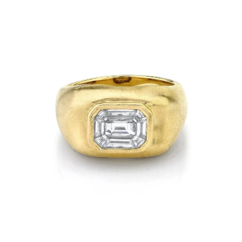 Last Chance To Grab Your Favorite Jewelry At A Discount Oracle Ring with Mosaic Diamond Center Last Chance To Grab Your Favorite Jewelry At A Discount Oracle Ring with Mosaic Diamond Center