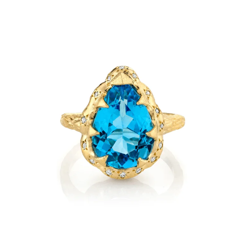 High-End Jewelry, Now More Affordable Than Ever Queen Water Drop Blue Topaz Ring with Sprinkled Diamonds High-End Jewelry, Now More Affordable Than Ever Queen Water Drop Blue Topaz Ring with Sprinkled Diamonds