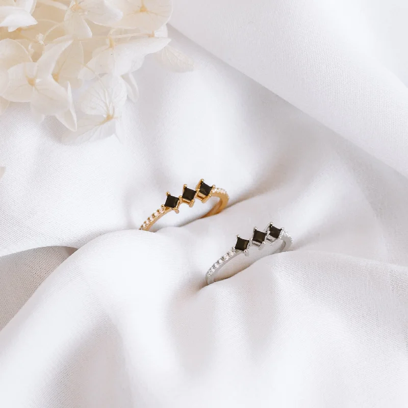 Exclusive Online Jewelry Sale – Don't Wait Zephyr - Sterling Silver Fine Ring