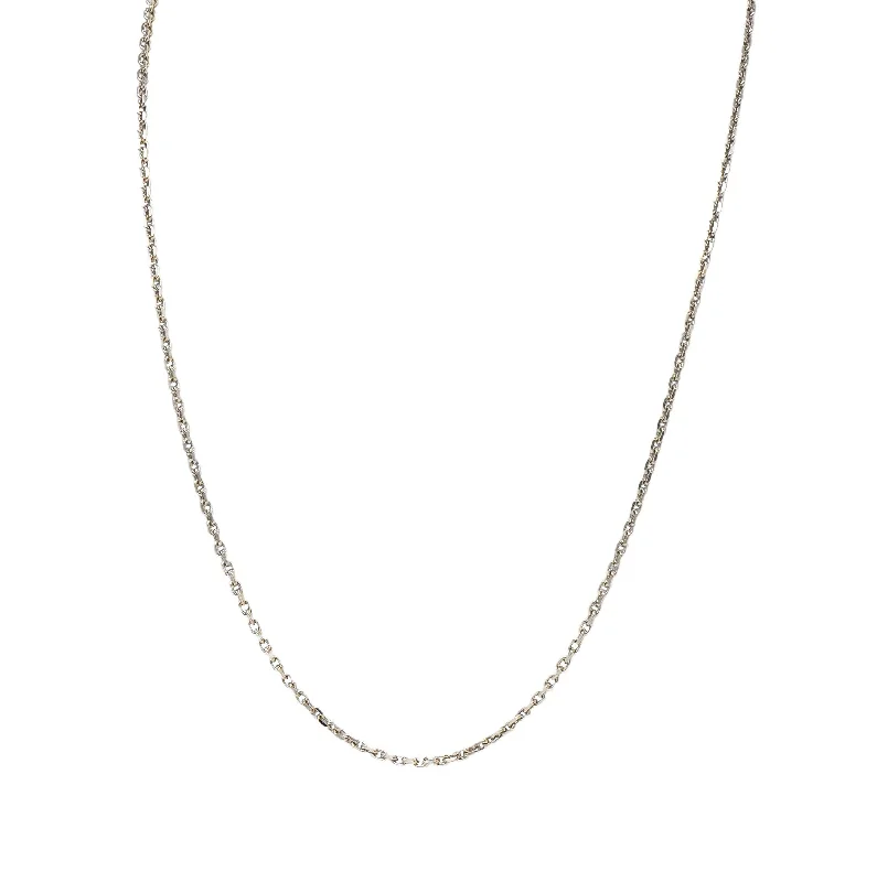 Romantic Heart-Shaped Jewelry For Special Gifts 1990's 18 Karat White Gold Vintage Faceted Link Chain Necklace Romantic Heart-Shaped Jewelry For Special Gifts 1990's 18 Karat White Gold Vintage Faceted Link Chain Necklace