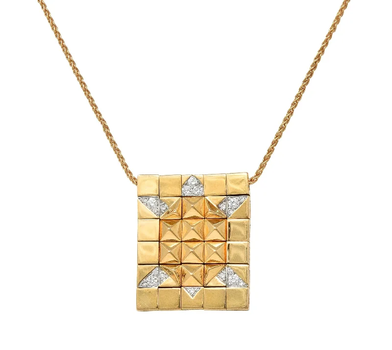 Luxury Handcrafted Jewelry For Elegant Looks Bulgari Enigma 2000's Diamond 18 Karat Gold Turtle Slide Pendant Necklace