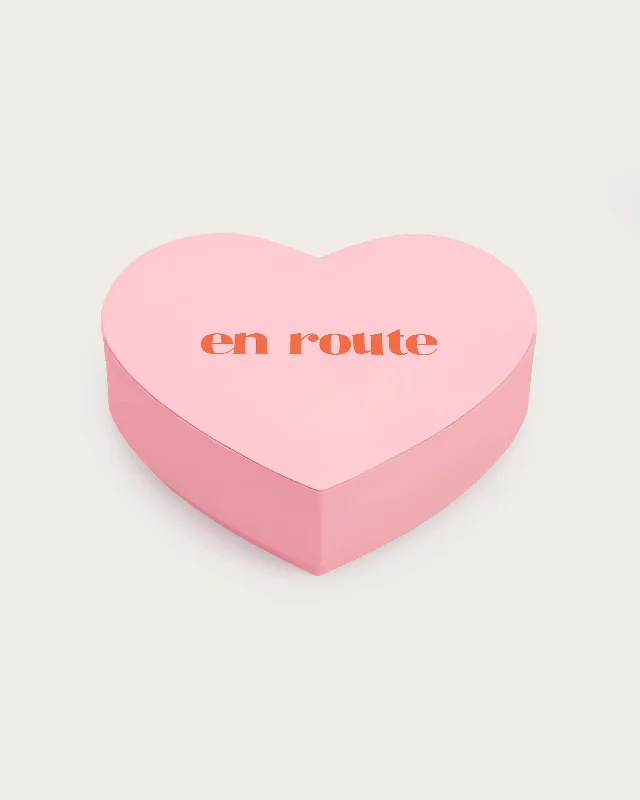 Elegant Jewelry At Unbeatable Offers – Shop Before It's Gone Heart Shaped Gift Box in Pink Elegant Jewelry At Unbeatable Offers – Shop Before It's Gone Heart Shaped Gift Box in Pink