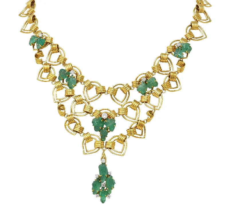 Trendy Minimalist Jewelry For Everyday Wear Mid-Century Diamond Carved Emerald 18 Karat Yellow Gold Tiered Vintage Necklace Trendy Minimalist Jewelry For Everyday Wear Mid-Century Diamond Carved Emerald 18 Karat Yellow Gold Tiered Vintage Necklace