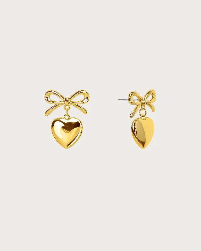 Premium Diamond Jewelry At Once-In-A-Lifetime Discounts Gold Ribbon Heart Earrings