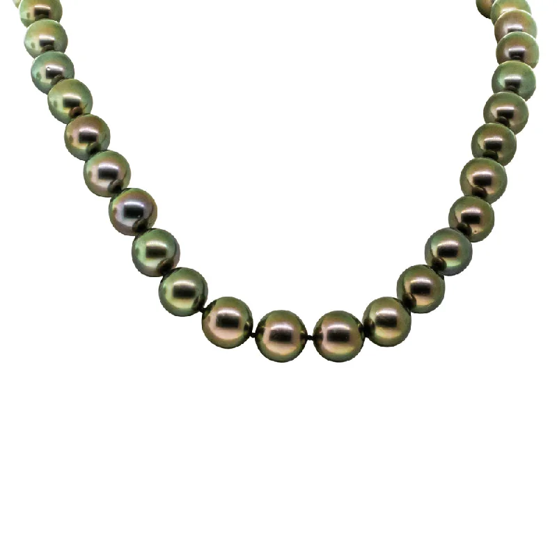 Huge Savings On Timeless Jewelry Collections 18ct White Gold Tahitian Black Pearl Strand Huge Savings On Timeless Jewelry Collections 18ct White Gold Tahitian Black Pearl Strand