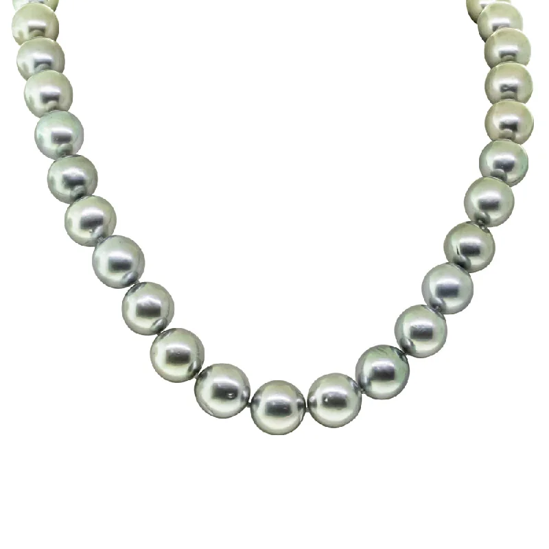 Luxury Jewelry Sale – Elegant Styles At Unbeatable Prices 9ct White Gold Tahitian Black Pearl Strand