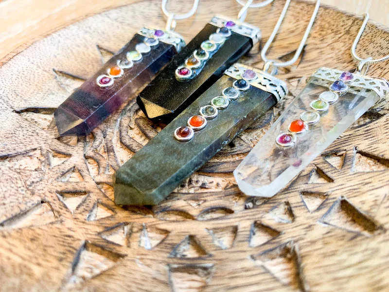 Best Jewelry Deals – Shop Premium Pieces At Great Prices Crystal Point Necklace || Seven Chakra