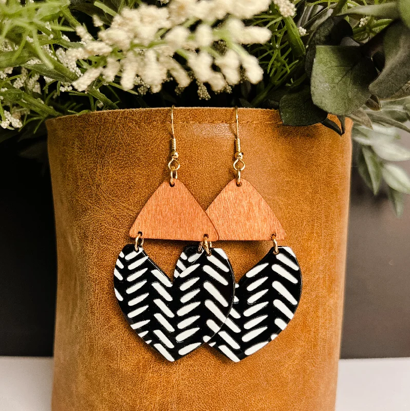 Delicate Crystal Jewelry For Sophisticated Charm Beautiful Wood and Black and White Geometric Drop Earrings Delicate Crystal Jewelry For Sophisticated Charm Beautiful Wood and Black and White Geometric Drop Earrings