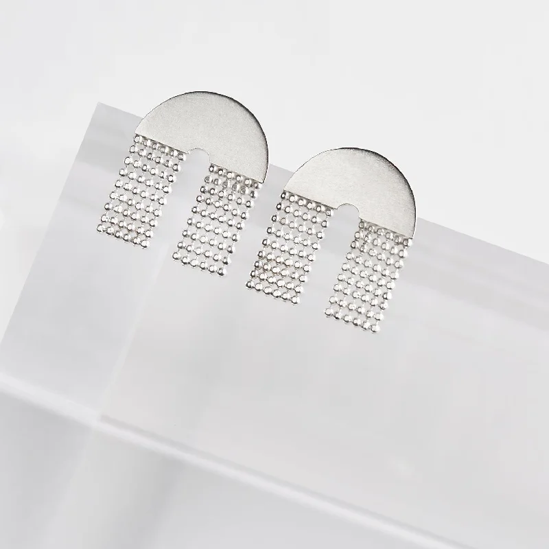 Versatile Layering Jewelry For Effortless Chic Small Slinky U
