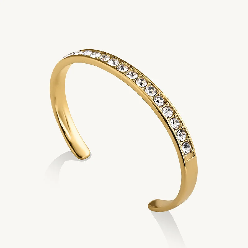 Limited-Stock Jewelry Sale – Once It's Gone, It's Gone Elegant Zirconia Studded Gold Bracelet Limited-Stock Jewelry Sale – Once It's Gone, It's Gone Elegant Zirconia Studded Gold Bracelet