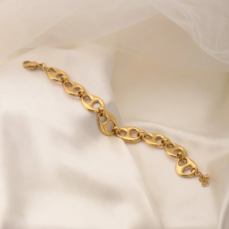 Jewelry Clearance Event – Stock Up Before It's Over Gilded Unity Gold Linked Bracelet Jewelry Clearance Event – Stock Up Before It's Over Gilded Unity Gold Linked Bracelet