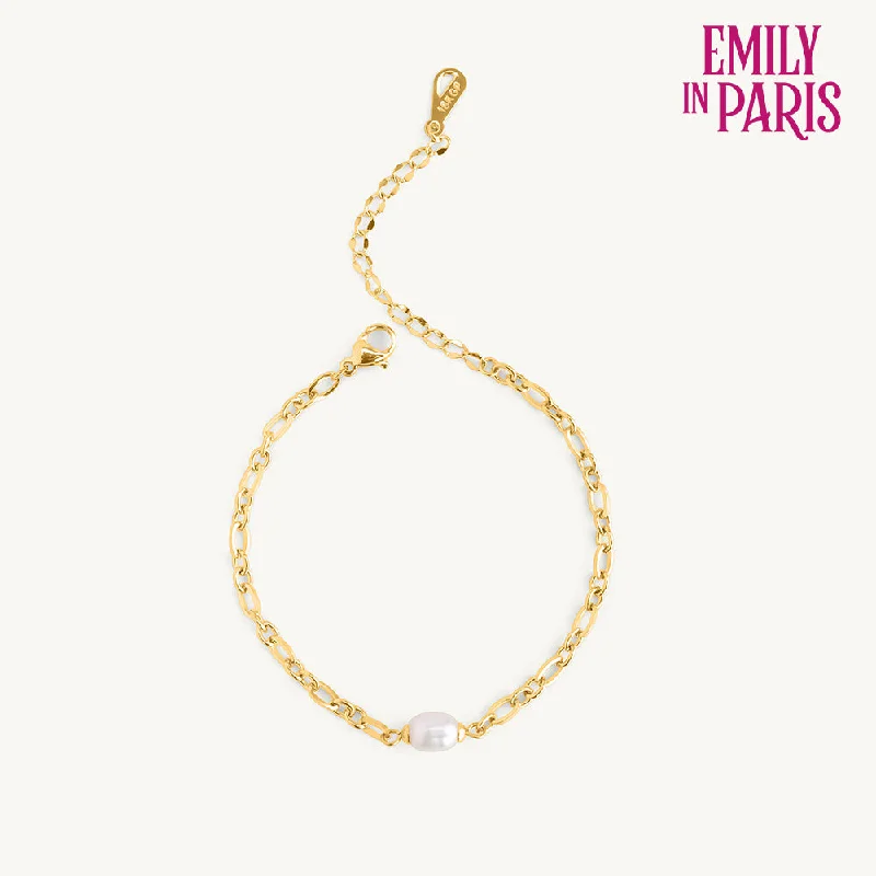 Fashion-Forward Jewelry At Exclusive Discounts Golden Pearl Centered Chain Bracelet Fashion-Forward Jewelry At Exclusive Discounts Golden Pearl Centered Chain Bracelet