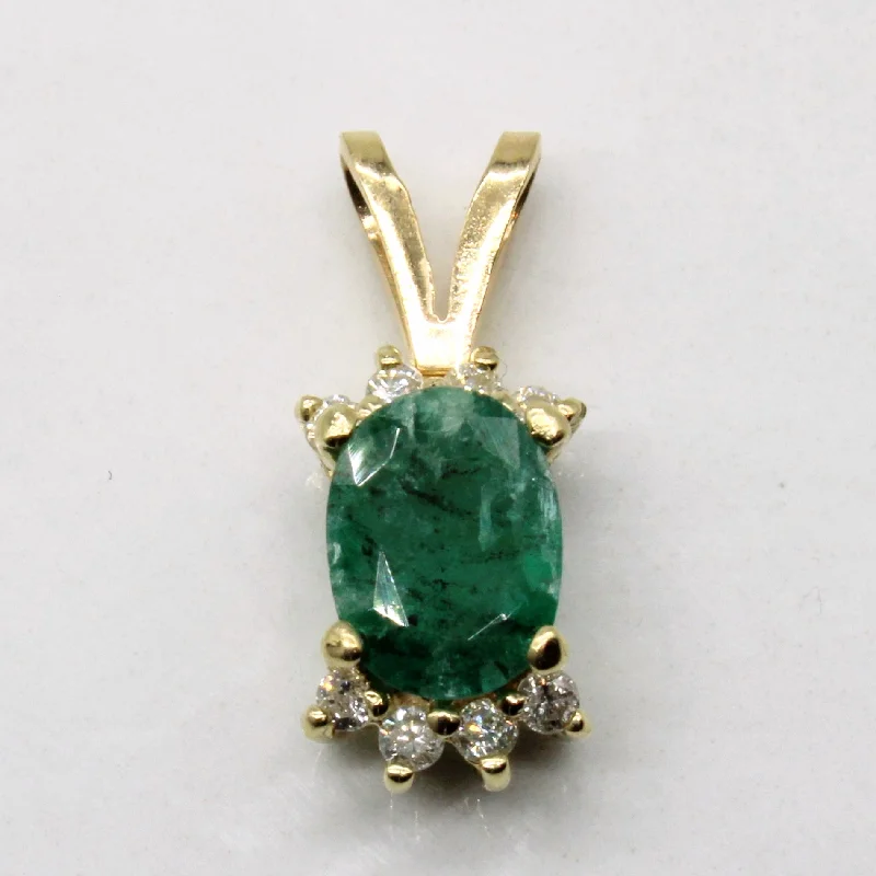 Seasonal Jewelry Deals – Elevate Your Style Zambian Emerald & Diamond Pendant | 1.02ct, 0.12ctw |
