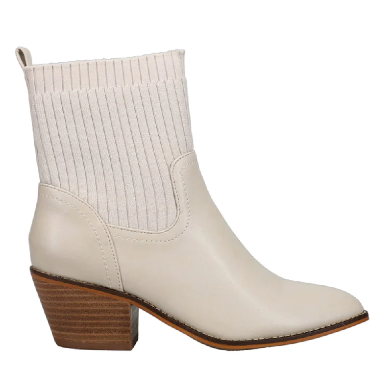 Crackling Pointed Toe Pull On Booties