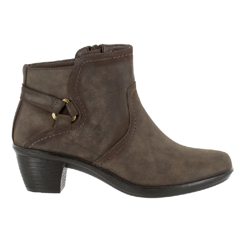 Dawnta Round Toe Zippered Booties