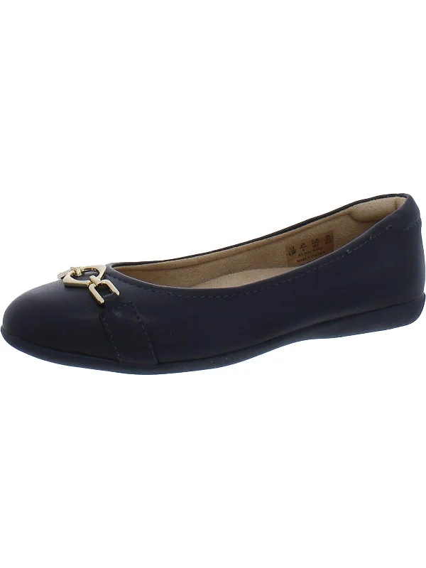 Vivienne O Womens Faux Leather Embossed Ballet Flats